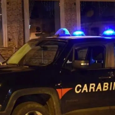 Fuscaldo, accoltella due fratelli dopo una lite in strada: arrestato