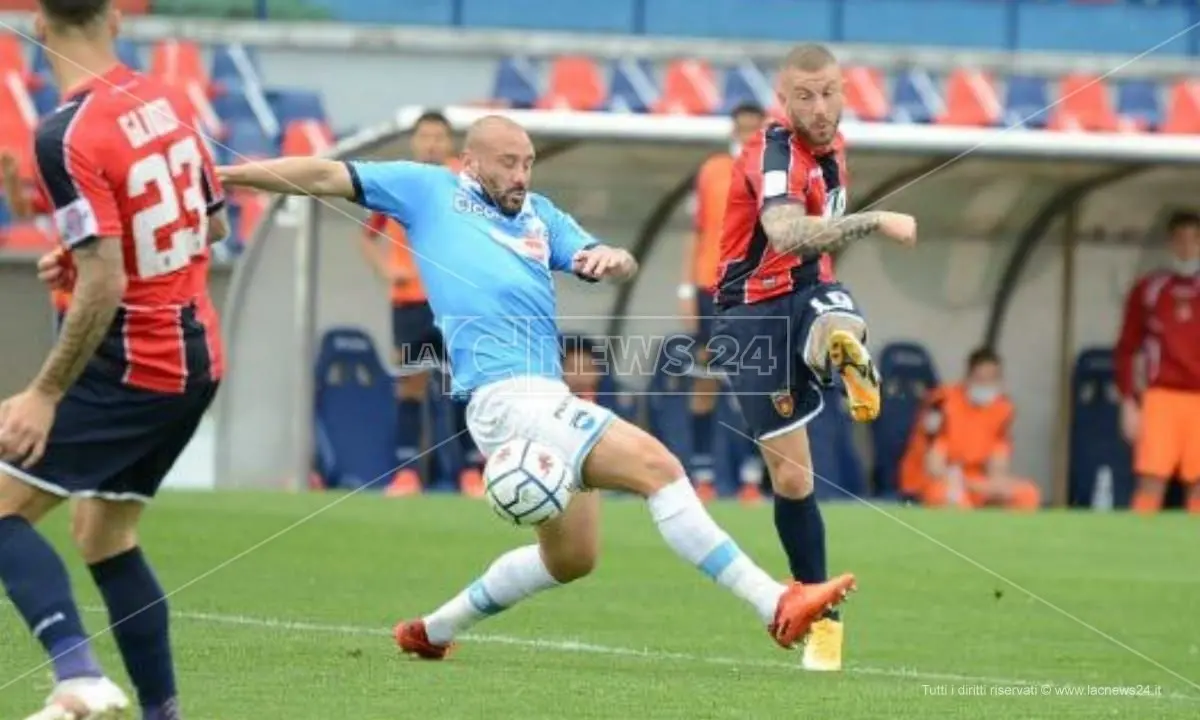 Serie B, Cosenza forza 3: batte il Pescara e tiene accesa la corsa salvezza