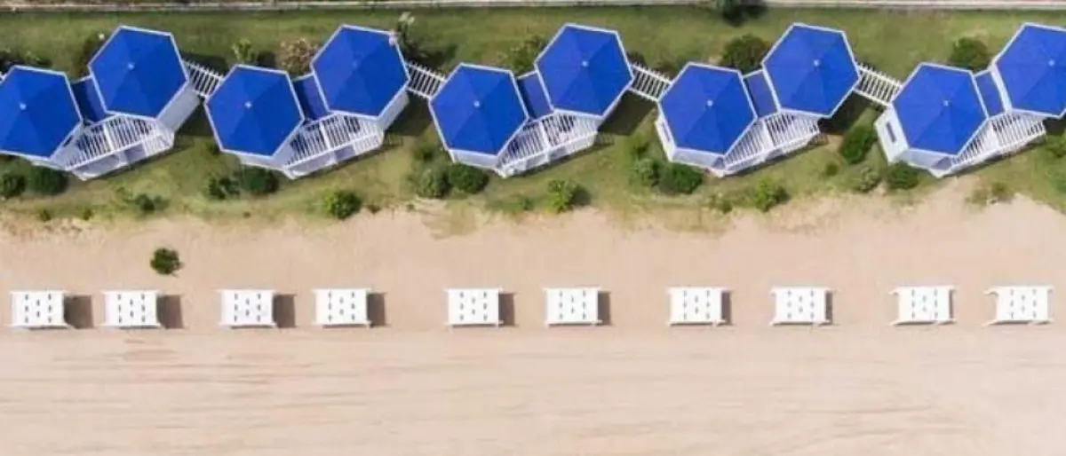 Crotone, 18 bungalow di un lido sequestrati: tra i 9 indagati anche dirigenti del Comune