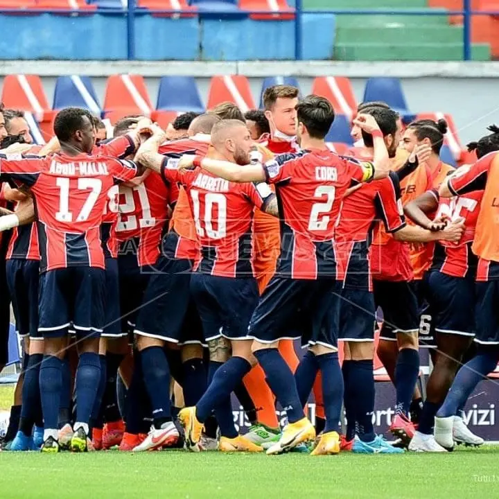 Cosenza Calcio, contro il Monza di Berlusconi alla ricerca di punti per il miracolo salvezza