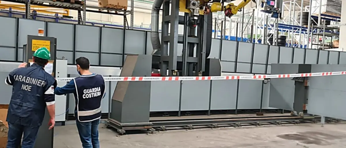 Lamezia, sequestrato uno stabilimento industriale: 4 persone denunciate per reati ambientali