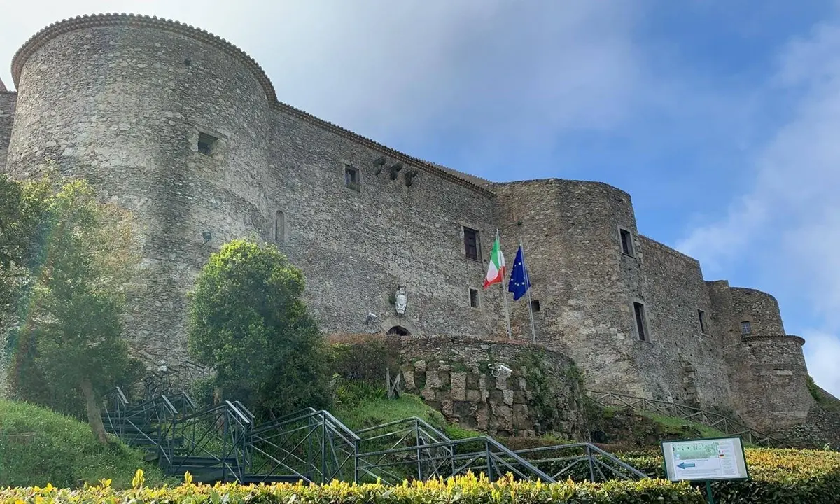 «Vibo capitale italiana del libro fiore all’occhiello per tutta la Calabria»: le reazioni della politica