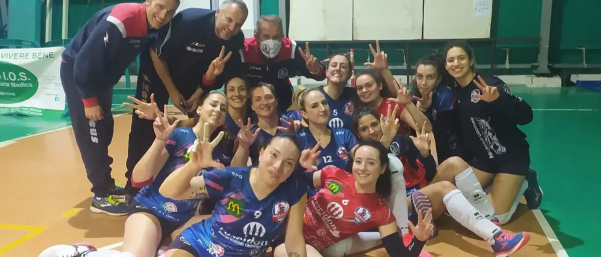 Pallavolo Crotone, atlete guarite dal Covid ma la squadra rinuncia ai play off