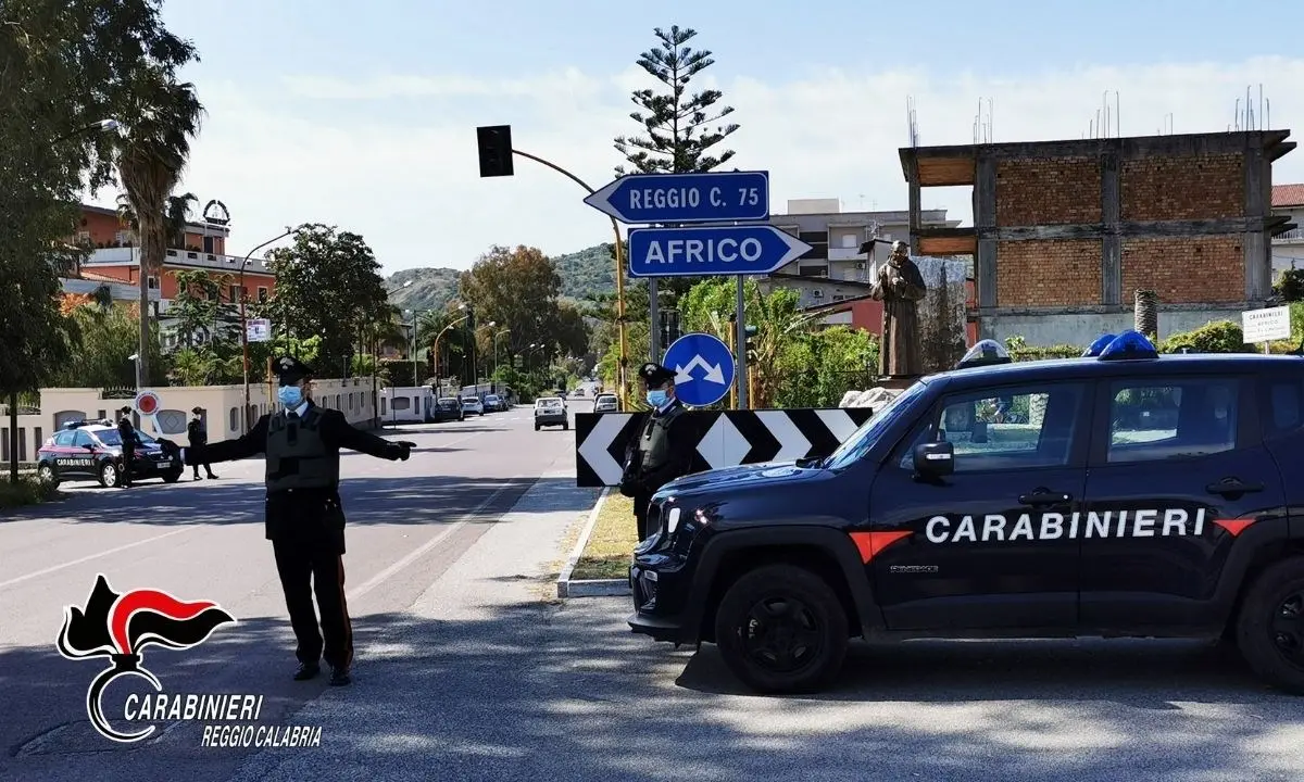 Bianco, fermato sorvegliato speciale fuori dal comune di residenza: arrestato