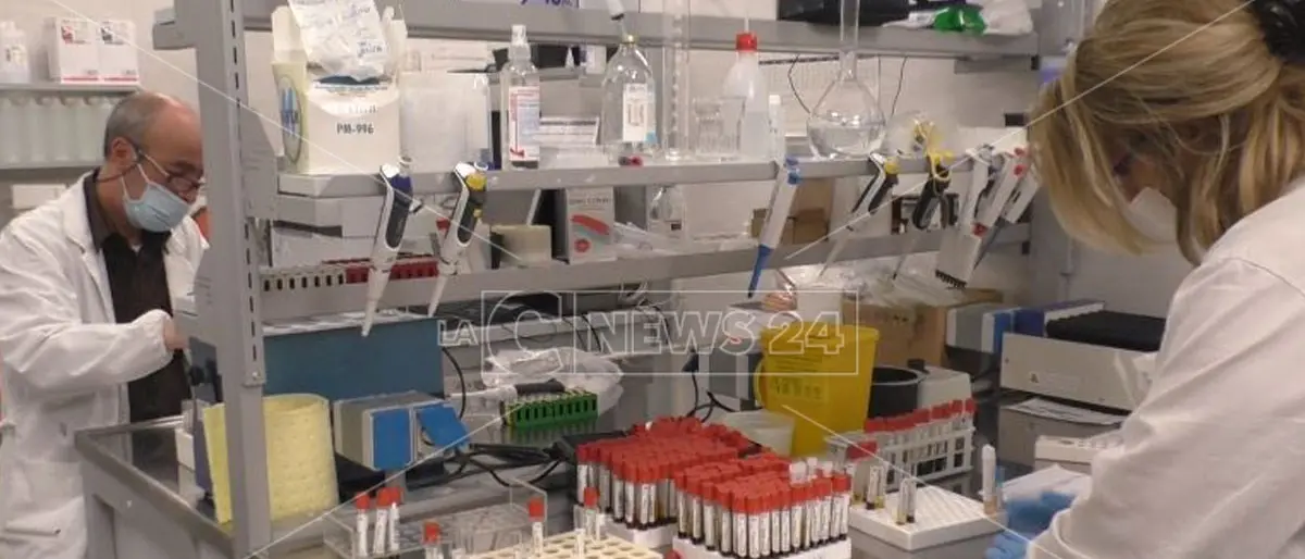 Covid: in Calabria 4 morti, 280 nuovi casi e 581 guariti nel bollettino regionale