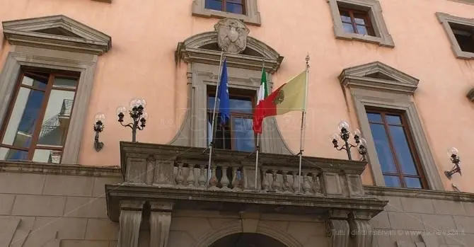 Aula Rossa di Catanzaro: a 39 mesi dal crollo del soffitto della sede del Consiglio tutto tace