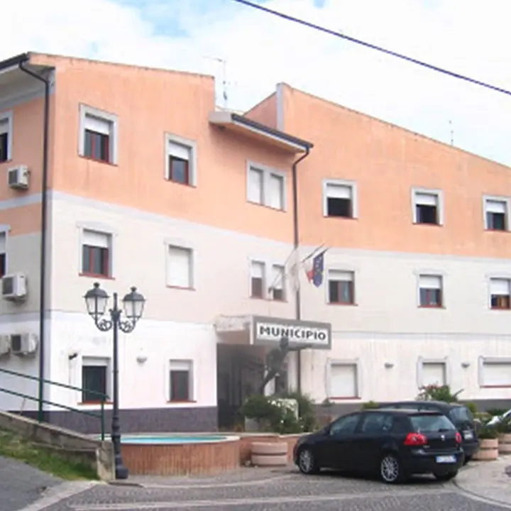 Simeri Crichi, si è insediata al Comune la commissione d'accesso antimafia