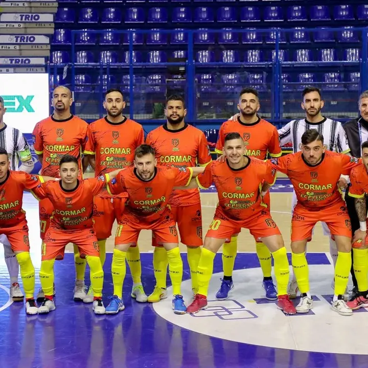 Play off di calcio a 5, il Polistena vola in semifinale: Cosenza battuto 4-3