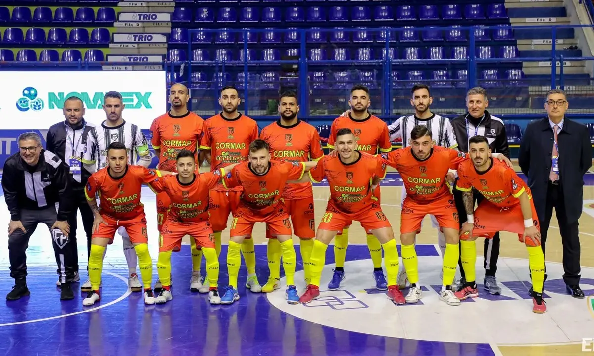 Play off di calcio a 5, il Polistena vola in semifinale: Cosenza battuto 4-3