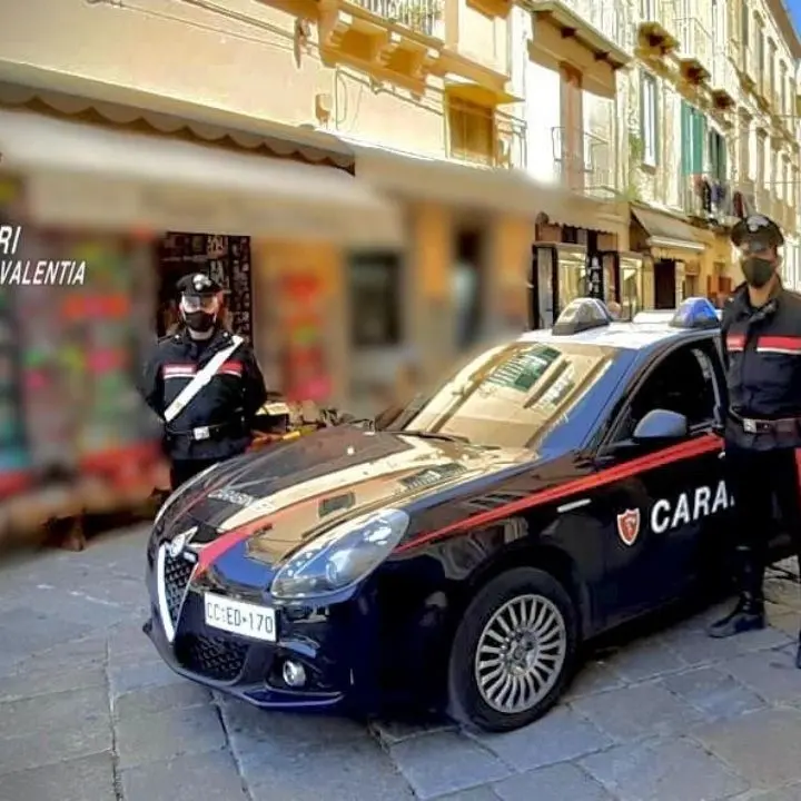 Tropea, 27 persone a cena al ristorante in violazione delle norme anti-Covid: chiusura e multe