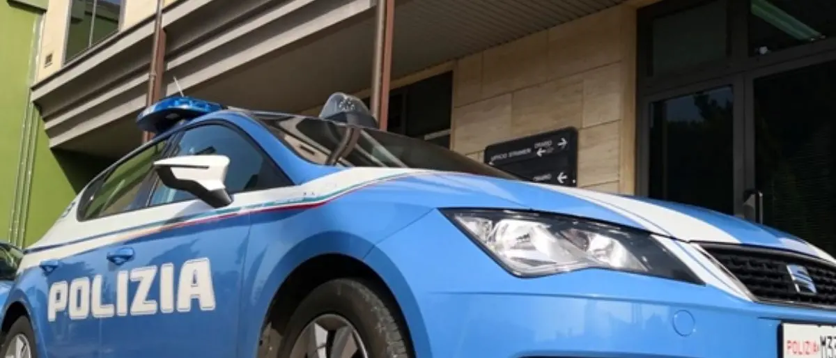 Lamezia Terme, aggredisce uomo in casa e ne minaccia la famiglia: arrestato 34enne