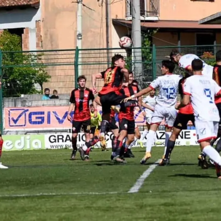 Serie D, nel turno infrasettimanale colpo esterno del Castrovillari: i lupi battono 3-1 la Gelbison