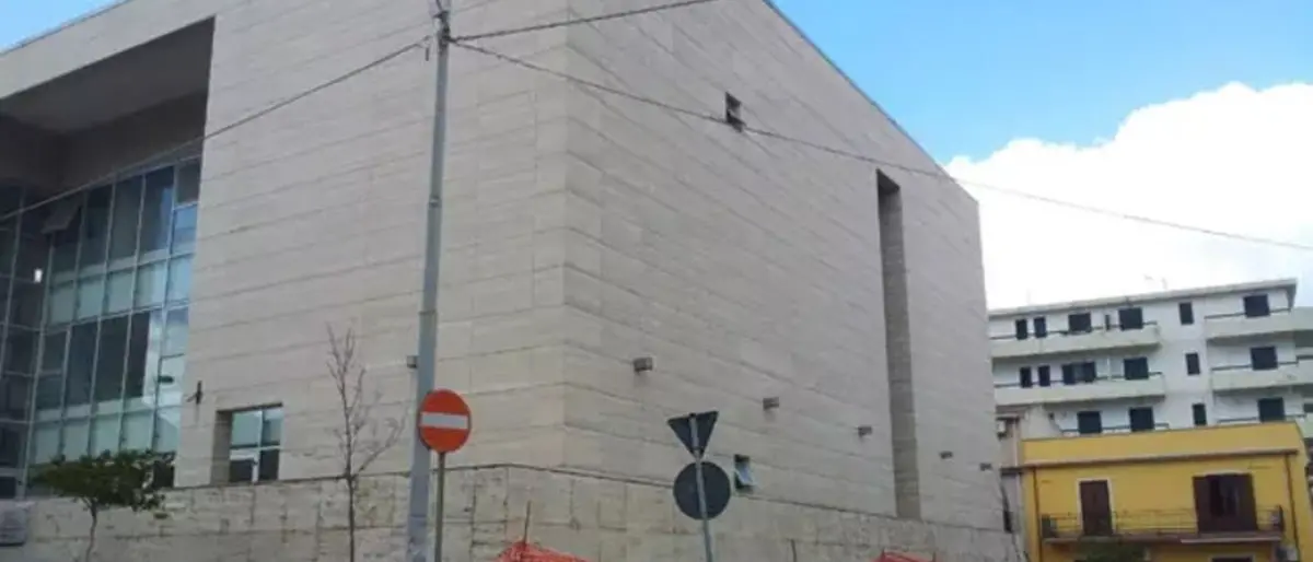 Covid, a Reggio domani mattina inaugurazione del punto vaccinale nel quartiere Pellaro