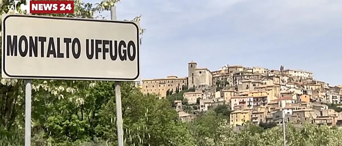 Con un bimbo malato e pediatra lontano da casa, cittadino regala un'auto alla mamma di Montalto