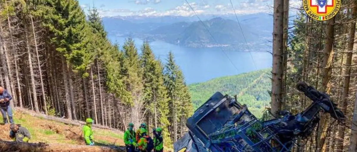 Incidente funivia in Piemonte, la procura di Verbania apre un’indagine: «Dinamica da chiarire»