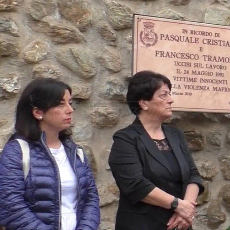 Trent’anni fa a Lamezia l’omicidio dei due netturbini, Libera: «Trovare mandanti e assassini»