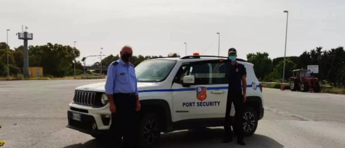 Polistena, si allontana da casa e fa perdere le tracce: anziano ritrovato al Porto di Gioia Tauro