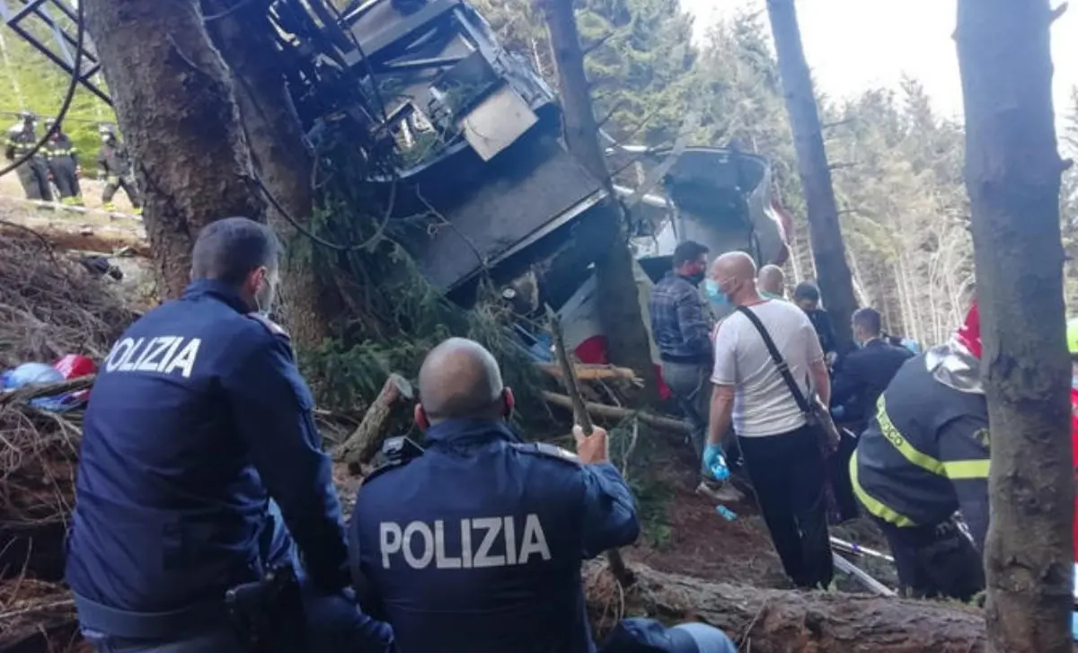Due calabresi tra le 14 vittime della strage causata dalla caduta della funivia in Piemonte