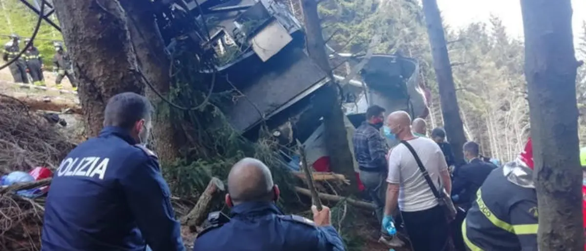 Due calabresi tra le 14 vittime della strage causata dalla caduta della funivia in Piemonte