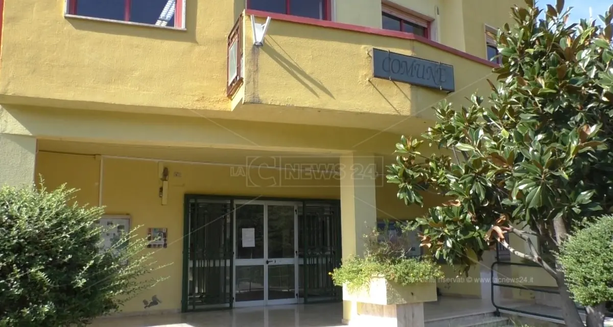 Tortora, elezioni nulle per mancato quorum: nominato il commissario prefettizio\n