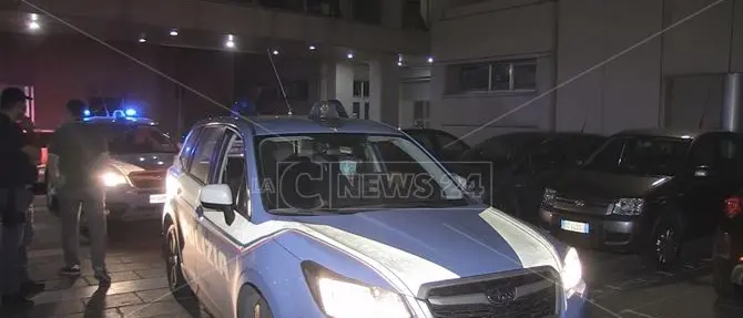 Cosenza, furto con scasso in un ristorante del centro: rubati circa 500 euro