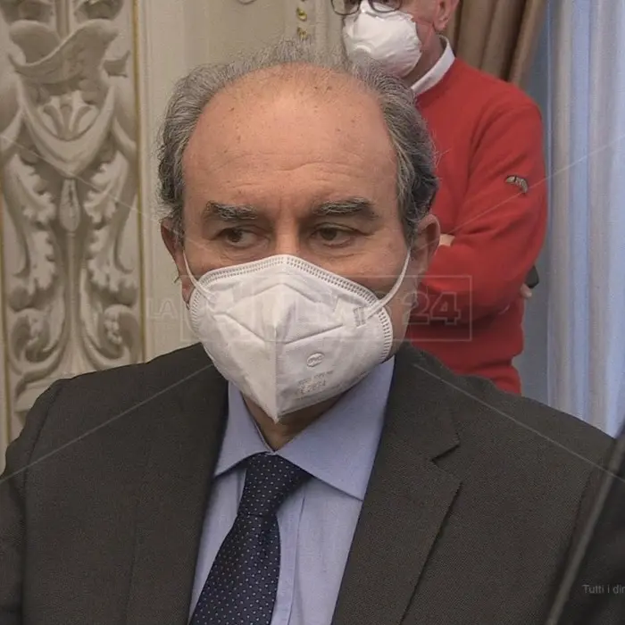 Asp di Cosenza, il direttore sanitario: «Manca personale e non riusciamo nemmeno a fare i concorsi»