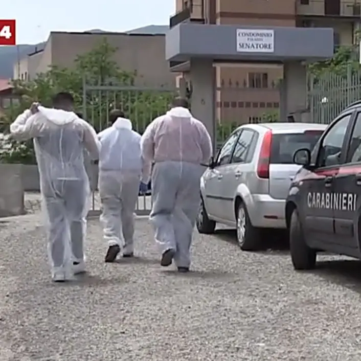 Castrovillari, accoltellò a morte la madre: 32enne resta in carcere