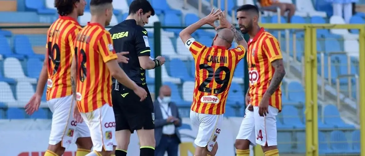Il Catanzaro in campo nel ritorno dei play off: al Ceravolo la sfida con l’Albinoleffe