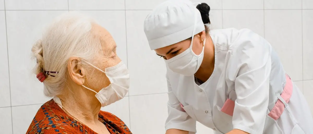 Reggio, 100 anni e invalida: nonna Francesca attende il richiamo del vaccino dal 16 maggio