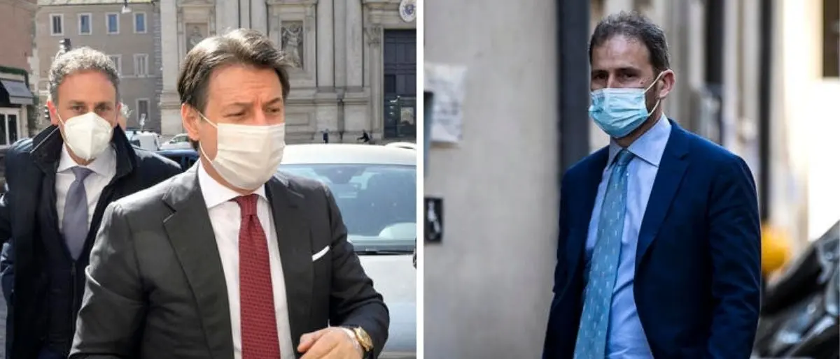 Casaleggio consegna i dati degli iscritti ed esce dal M5s, si volta pagina nel segno di Conte