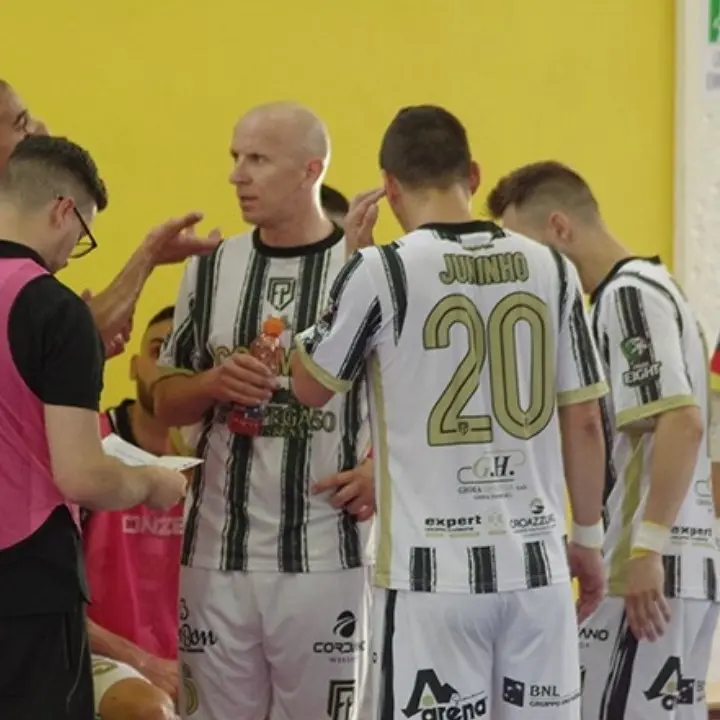 Futsal, finale playoff sospesa. La replica del Polistena: «Scelta arbitrale scellerata»