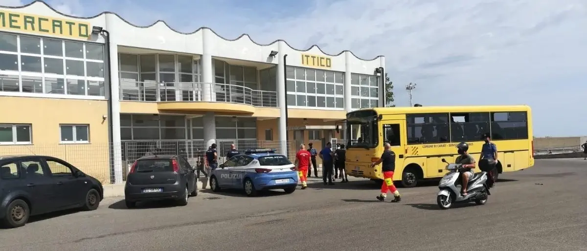 Sbarco migranti a Cariati, fermati i presunti scafisti: tentavano di fuggire in taxi