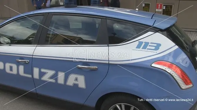 Cosenza, tre donne aggredite nelle ultime 24 ore: un arresto e una denuncia