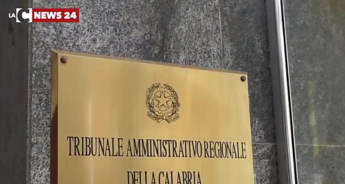 Brogli elettorali a Reggio Calabria, per il Tar è inammissibile il ricorso della lista di Minicuci