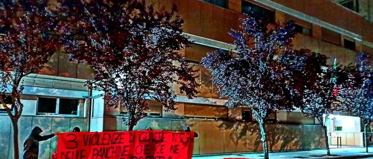 Cosenza, attiviste di Fem.in contro la questura: «Sulla tutela delle donne il trionfo della ipocrisia»