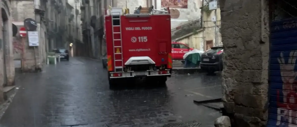 Maltempo, pericolo crolli a Cosenza vecchia: si valuta lo sgombero di alcune famiglie