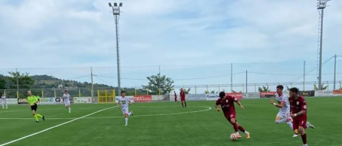 Eccellenza, il Sersale è in finale play off: Locri battuto 2-0