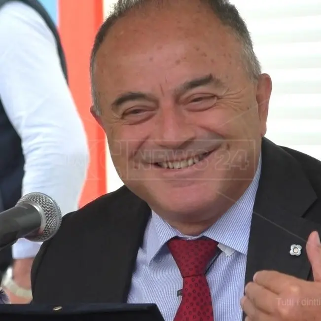 Gratteri chi? Il sindaco di Asti diserta l'evento con il magistrato: «Non so chi sia»