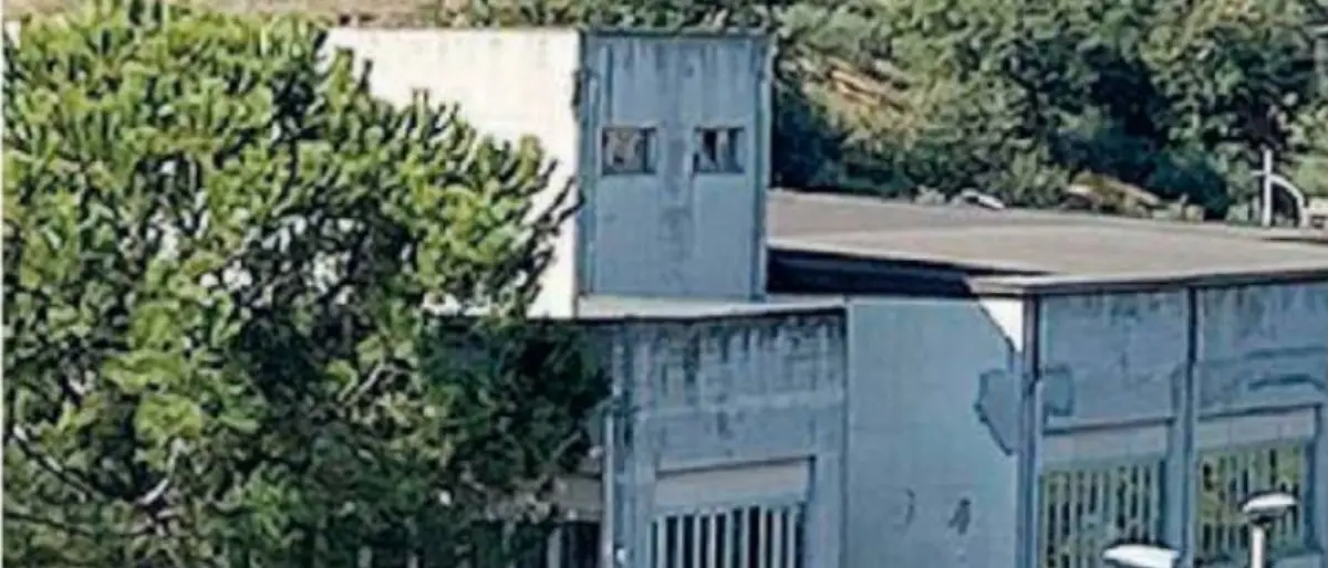 Corigliano Rossano, intimidazione a una ditta: bottiglia con liquido infiammabile nel cantiere