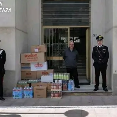 Lago, i carabinieri donano alimenti alle famiglie in difficoltà
