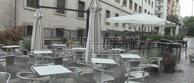 Cosenza, timide riaperture dei locali ma la movida morde il freno