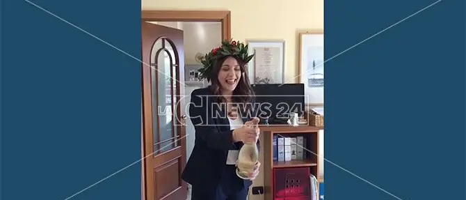Covid-19, la catanzarese Michela si è laureata… dal salotto di casa