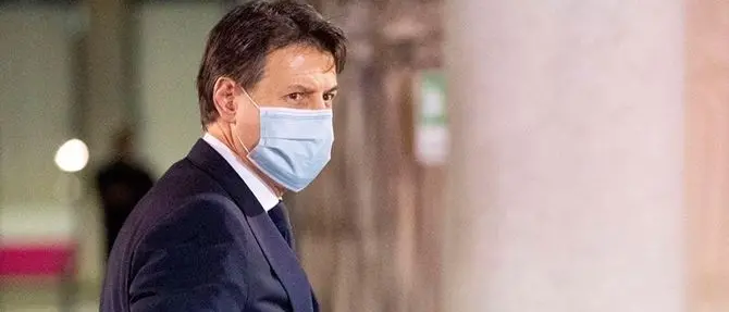 Fase 2, il monito di Conte: «Il Paese è nelle nostre mani. Siate prudenti»