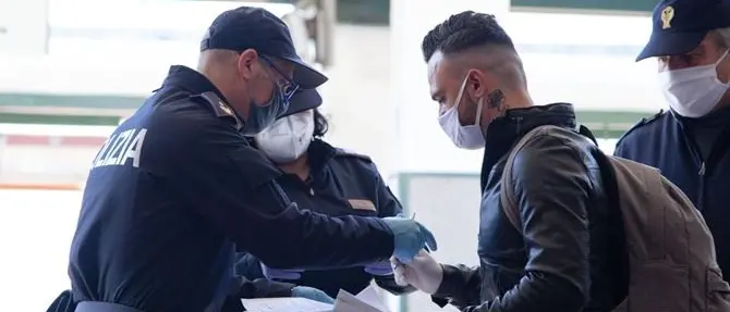 Rientri, dal Nord alle rive dello Stretto: «Stanchi ma felici di rivedere le nostre famiglie»