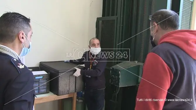 A Cosenza pasti caldi preparati dai detenuti per i bisognosi: il video