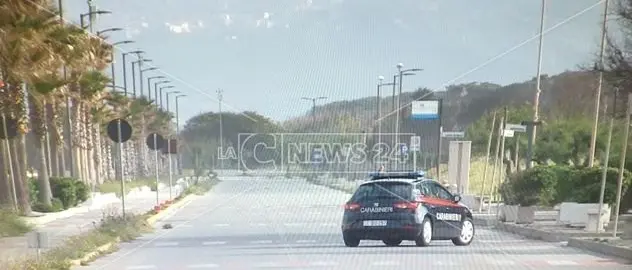 Fase 2, a Gioia Tauro preso d'assalto il lungomare: la polizia manda via tutti