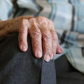 Fiumefreddo, anziano cade in un dirupo: ritrovato dopo ore di ricerche