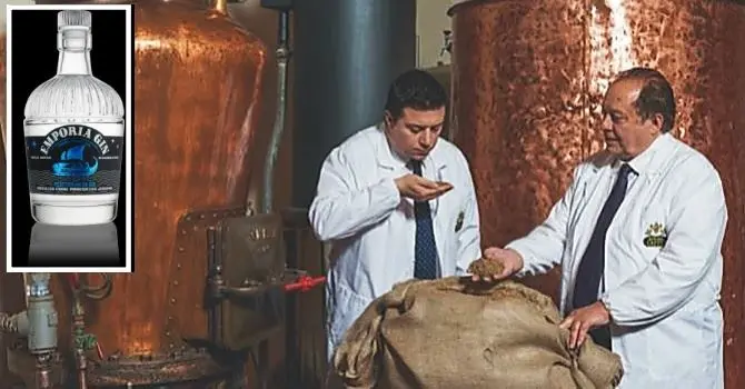 La distilleria Caffo lancia Emporia gin e vince il Word awards 2020