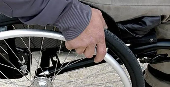 Disabilità, le associazioni denunciano: «Servizi sospesi e la Regione tace»