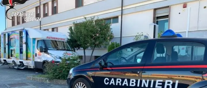 Emergenza coronavirus, a Paola i carabinieri donano il sangue: raccolte 20 sacche